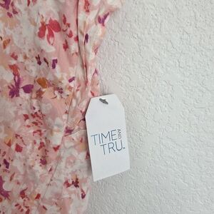 Time and Tru Women's Floral Top - Pink and Purple